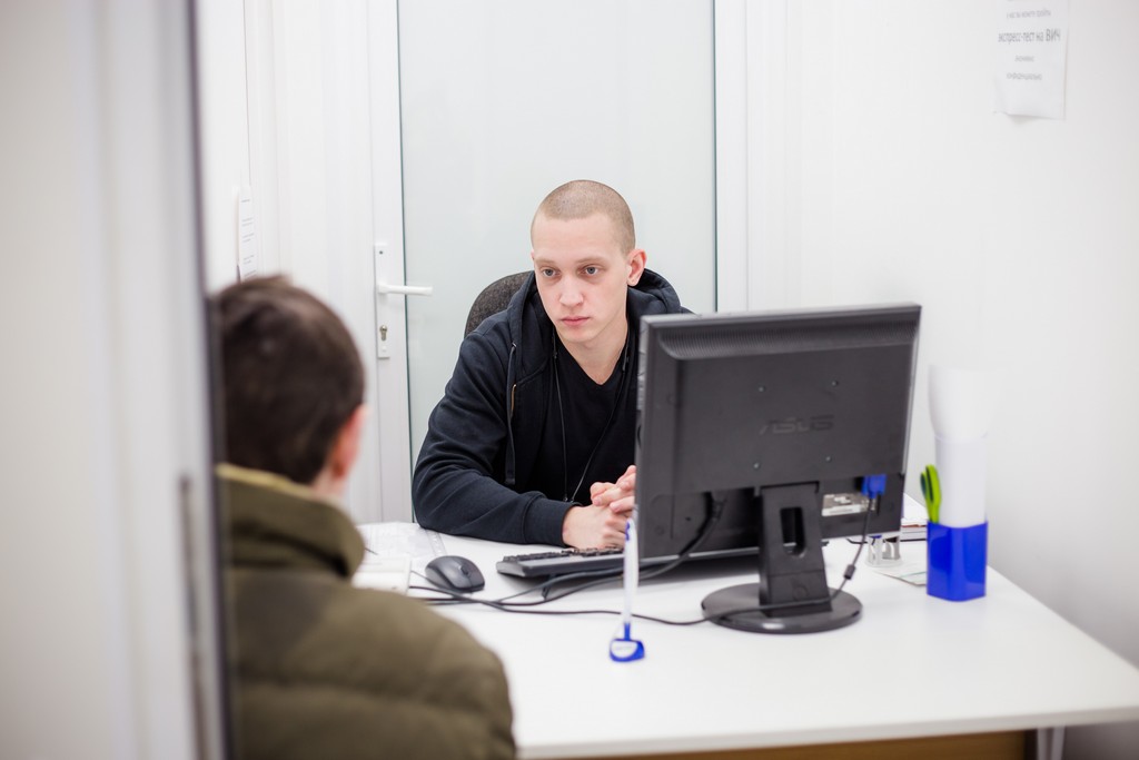 Помощь юристов и соцработников